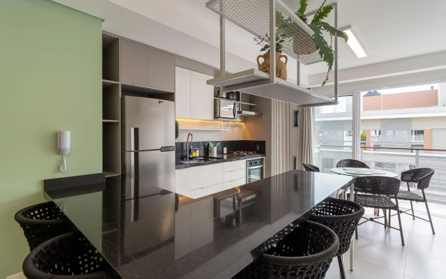 Apto duplex 240m da praia Floripa-SC JRR407