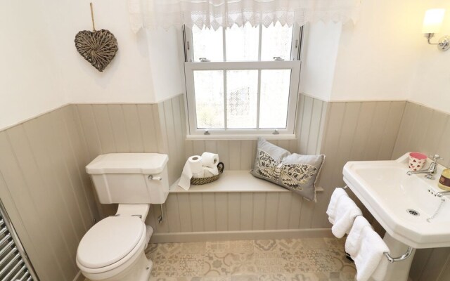 Lisa's Cottage