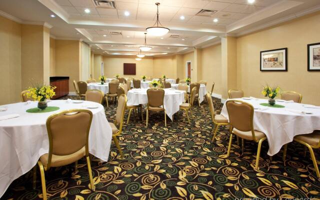 DoubleTree by Hilton Brunswick