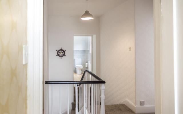 Sandy Retreat - 3 Bedroom Holiday Home - Tenby