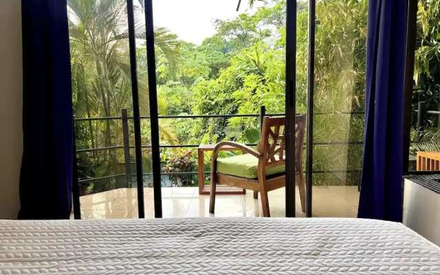 Beautiful private villa w private pool