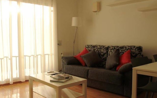 Alguera Apartments Napols