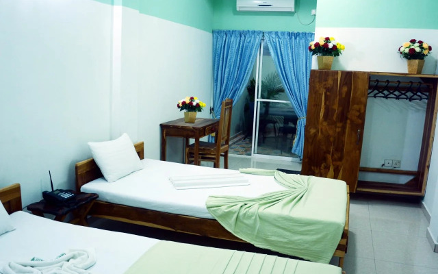 Kings Hotel Restaurant & Bar