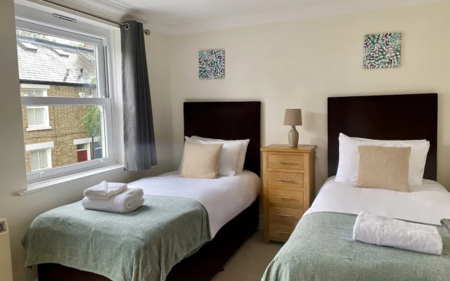 Your Space Apartments - Manor House