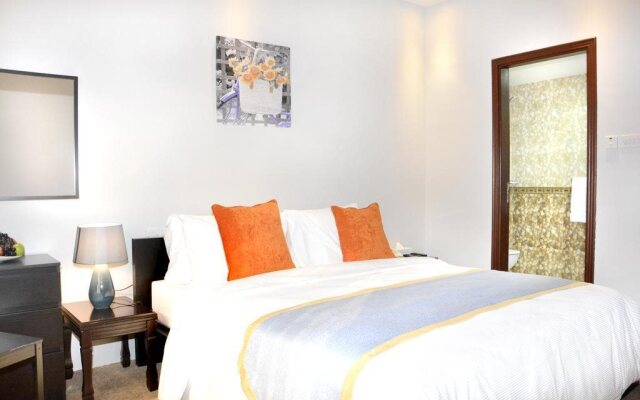 Safari House Hotel