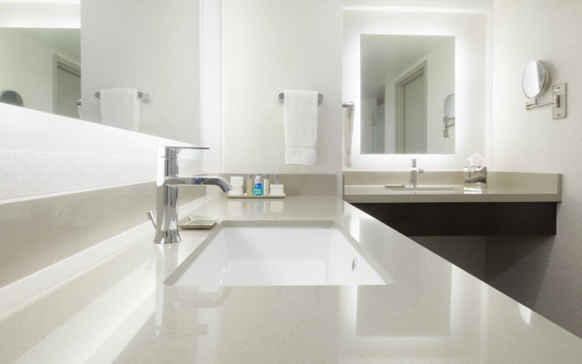 Silver Legacy Reno- A Caesars Rewards Destination