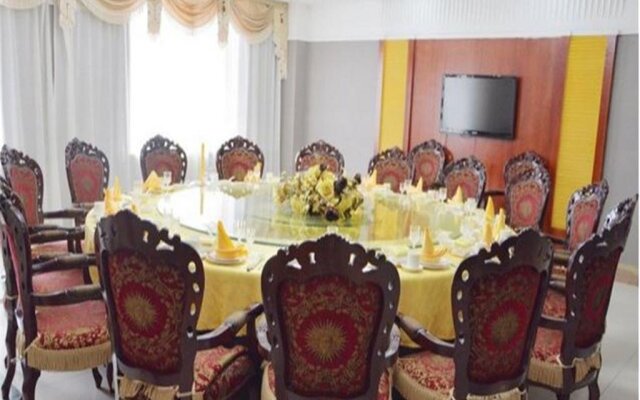 Huifeng Hotel