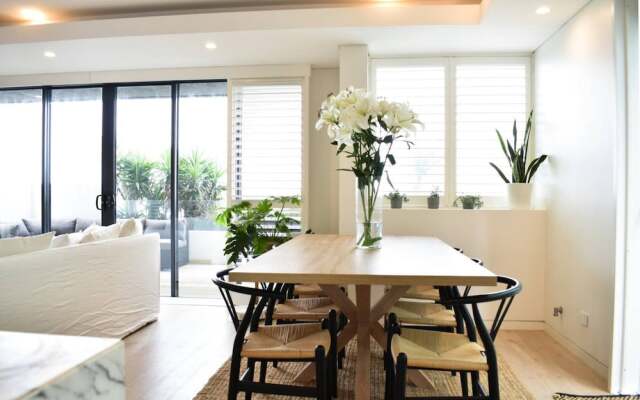 Beautiful Beachside Apartment in Bondi