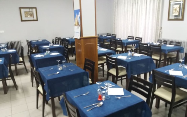 Hostal Restaurante Delfin