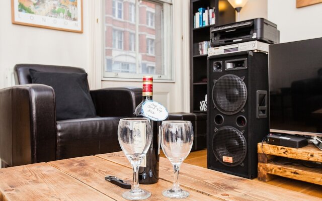 Shoreditch 2 Bedroom Flat