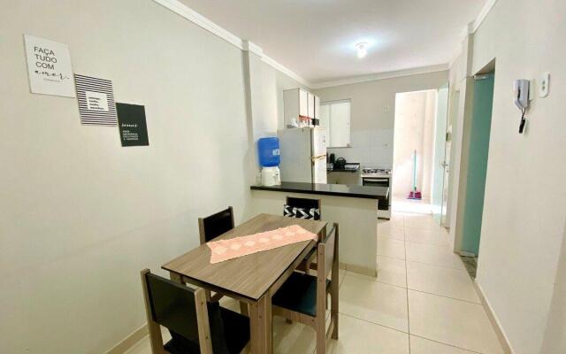 Lindo residencial a 350m do Farol da Orla