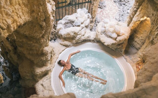 Wellnesshotel ...liebes Rot-Flüh