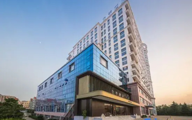 JI Hotel (Haiyang Haibin Middle Road Ten-Thousand-Meter Bathing Beach)