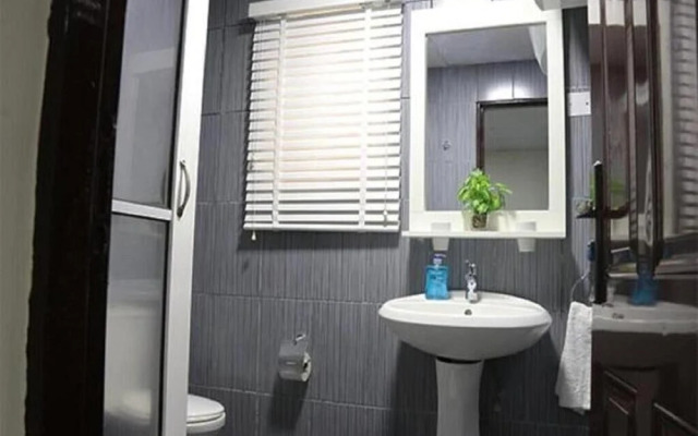 Paragon Gardens & Suites
