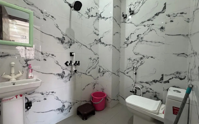 Shree Hanumat Kripa Dham