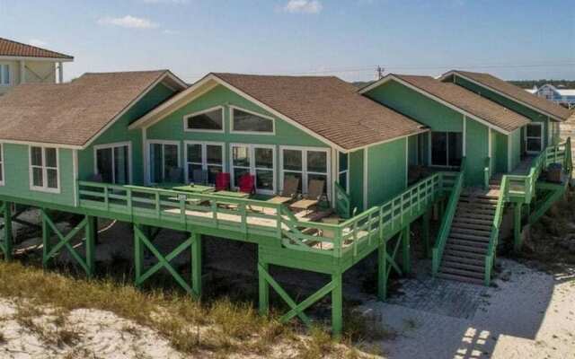 Summer Tide by Meyer Vacation Rentals