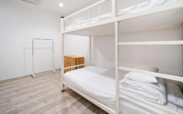 Seogwipo Nupbillehouse