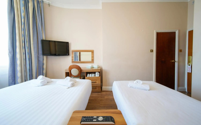Royal Eagle Hotel