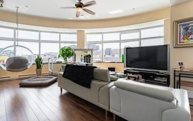 Sleeps6-apartment-parking-balcony-patio