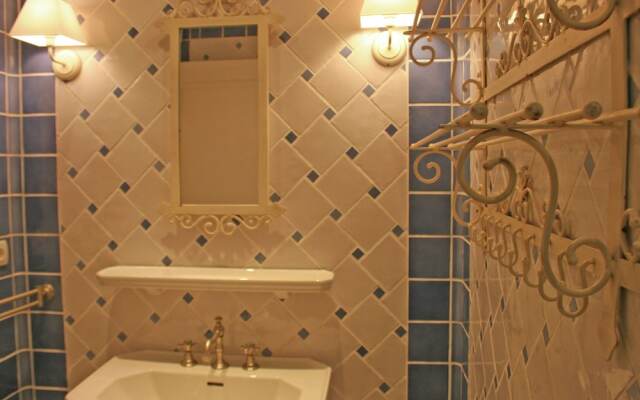 Beautiful Villa with Swimming Pool in Cavalaire-sur-Mer