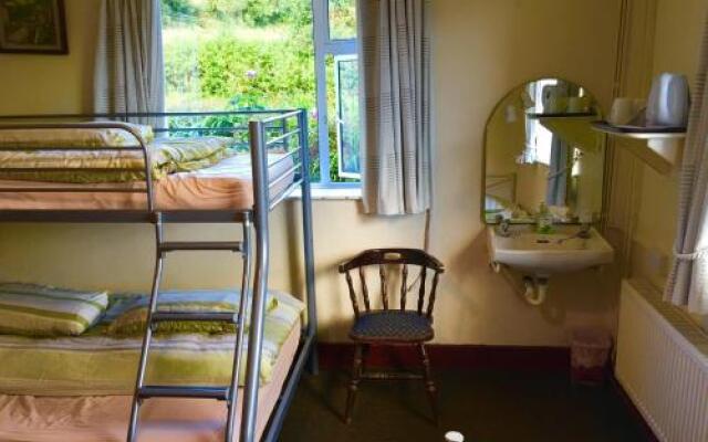 Dempseys Hostel