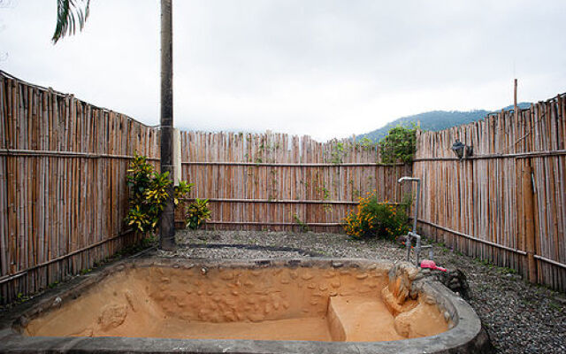 Jixiang Garden Hot Spring