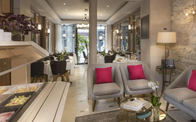 Dauphine Saint Germain Hotel