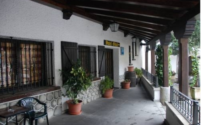 Hotel Giral