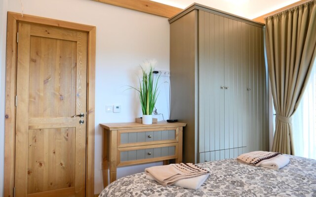 Villa Raphael near Pirin Golf Resort