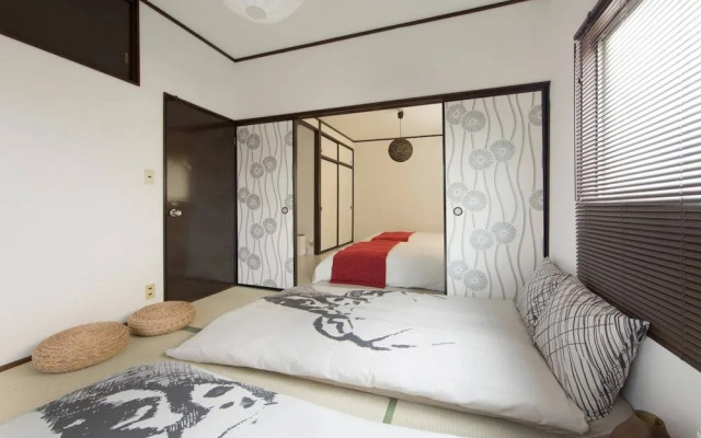Zebrahouse Himejima