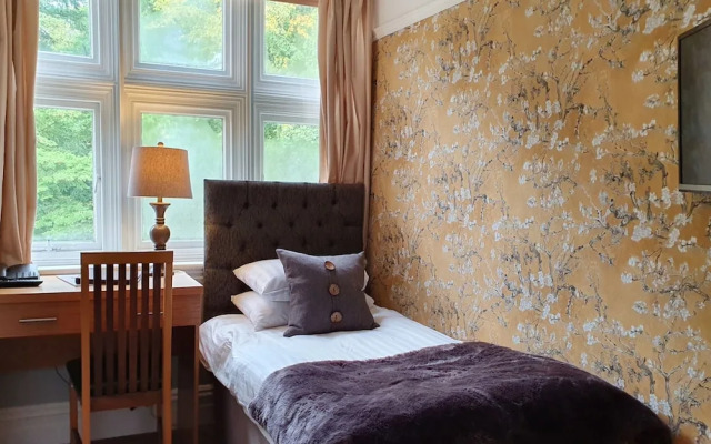 Sawrey House Country Hotel