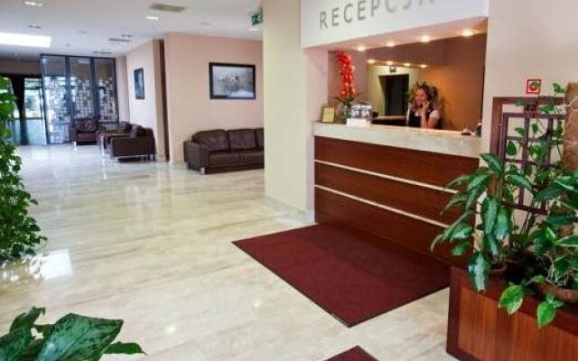 Rezydencja Belweder Klonowa Hotel