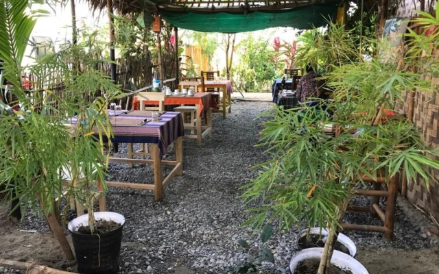 Ngwe Saung Garden Guest House