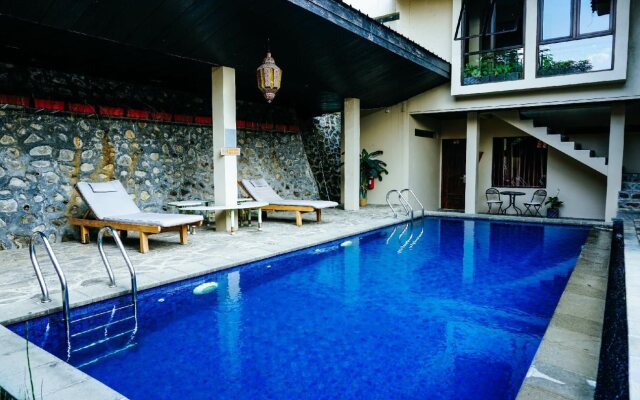 Driam Riverside Resort
