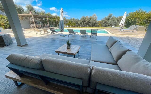 Villa Aelia I Modern & Ideal villa for large group