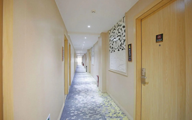 Super 8 Hotel (Chengdu Provincial Gymnasium)