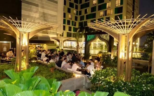 Republic SaiGon Airport Luxury Residence