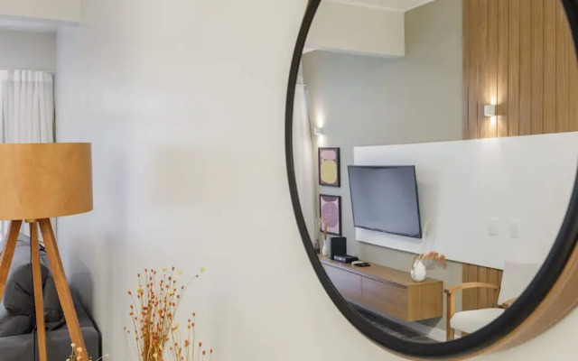 Leblon Coast Amazing 3 Bedroom in Leblon