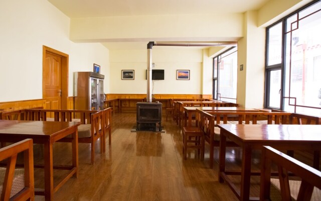 Meri Snow Mountain Travellingwithhotel