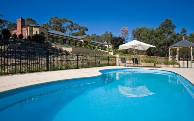 Brice Hill Country Lodge