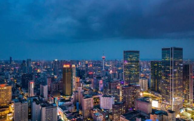 Yueyou Hotel (Taikoo Li Branch on Chunxi Road)