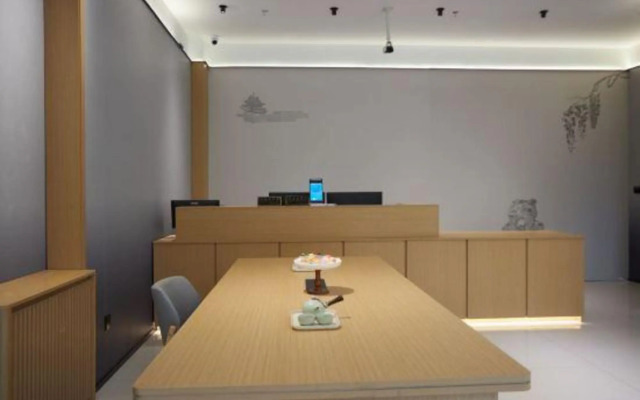 Dishman Boutique Hotel (Shanghai Zhoupu Wanda Branch)