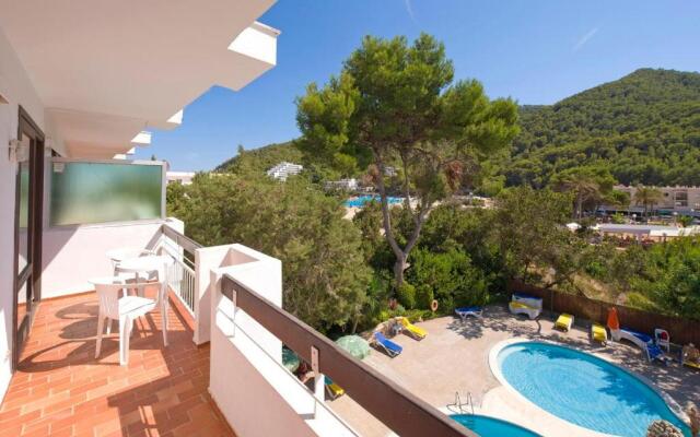 Apartamentos Cala LLonga Playa Ibiza