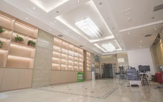 Liza Hotel