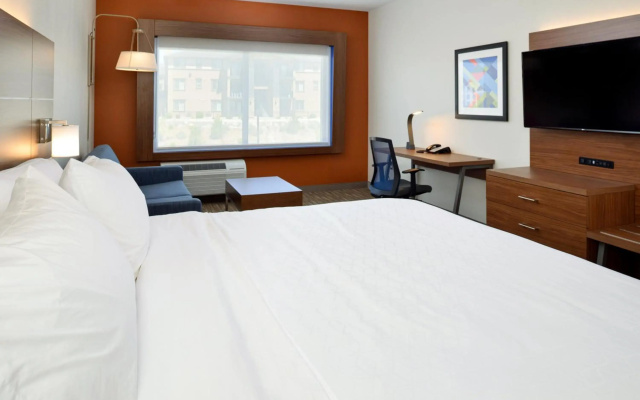 Holiday Inn Express & Suites Elko by IHG