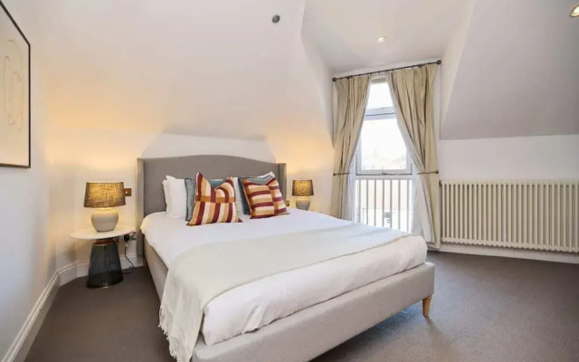 The Hampstead Getaway - Charming 5bdr Home With Conservatory