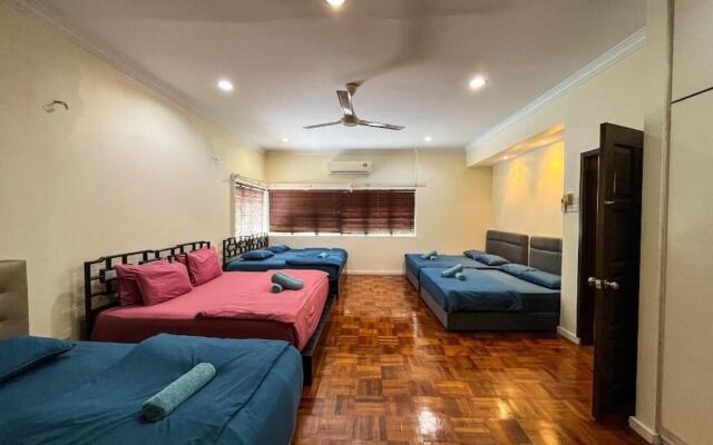 Bukit Tunku Grande Villa by uBook