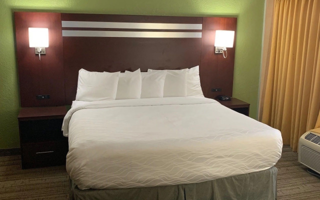 Ramada Williamsburg East Busch Gardens Area