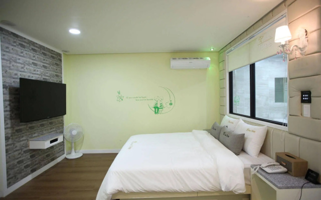 Cheonan Hound Hotel