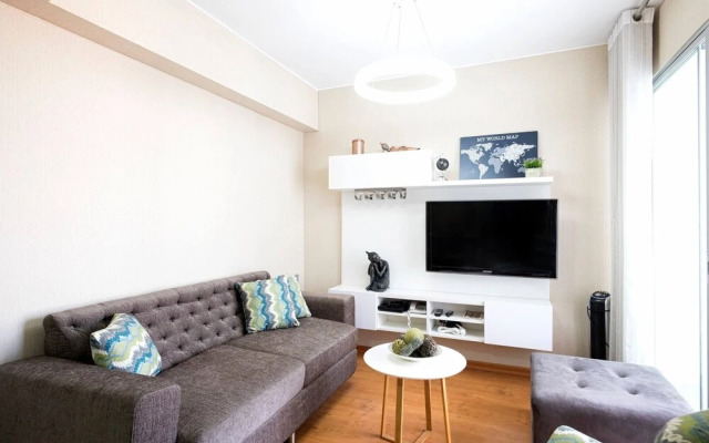 Ur Place Rentals - Modern 3bdrm, Swimming Pool And Gym